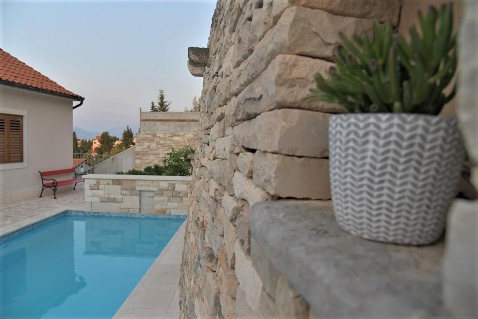 Villa Aries سوبيتار المظهر الخارجي الصورة